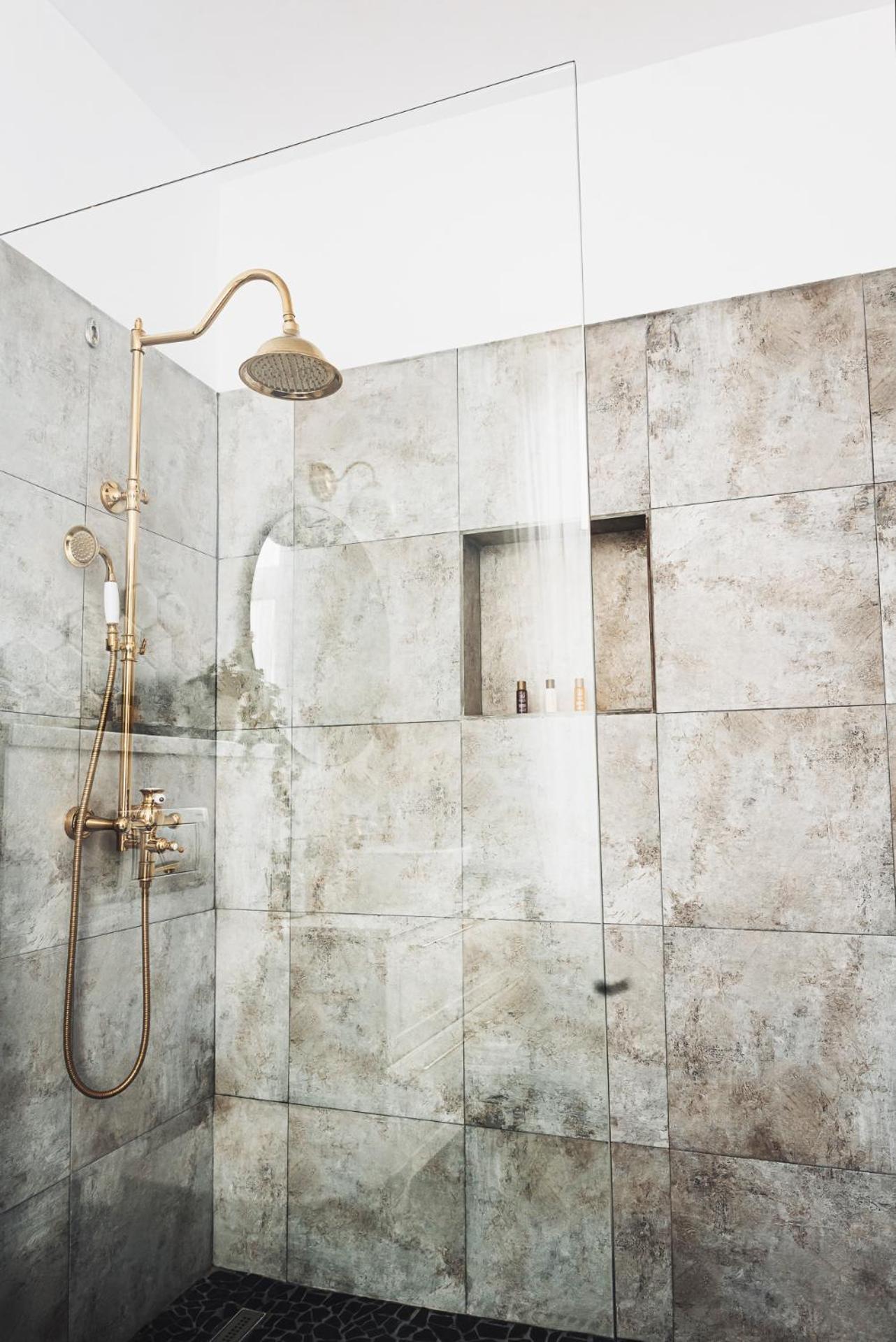 Voya Nordic Apartment-A Luxury Oasis In The Old Town ブラショフ エクステリア 写真
