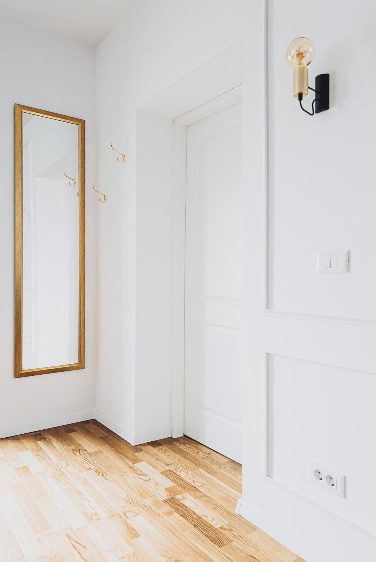 Voya Nordic Apartment-A Luxury Oasis In The Old Town ブラショフ エクステリア 写真