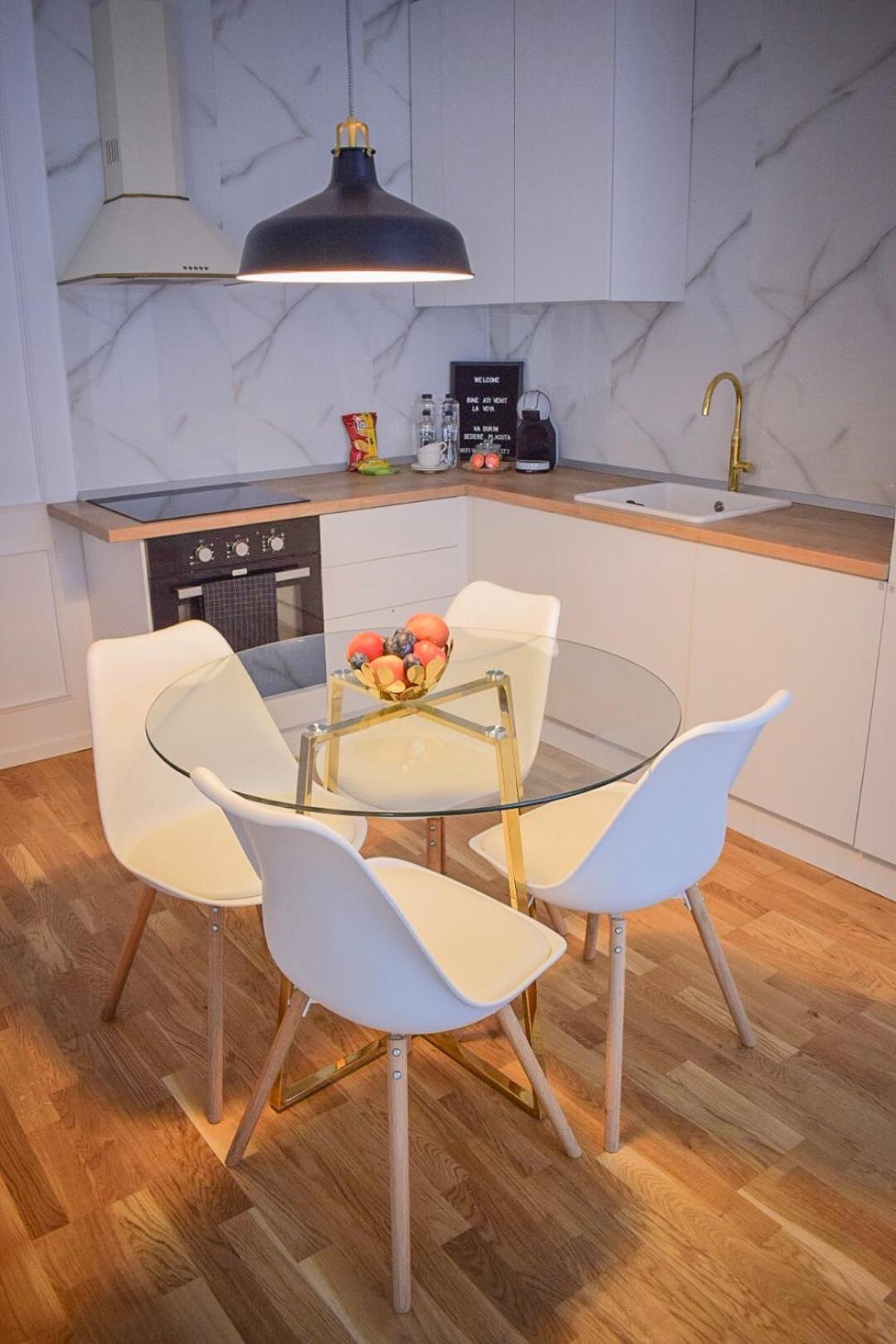Voya Nordic Apartment-A Luxury Oasis In The Old Town ブラショフ 部屋 写真